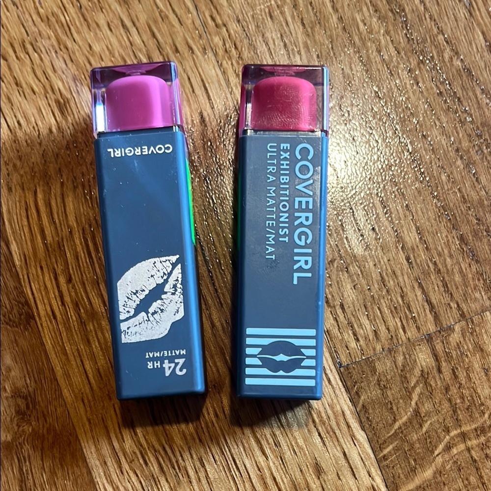 CoverGirl Exhibitionist Ultra Matte Lipstick Set - Pink & Red